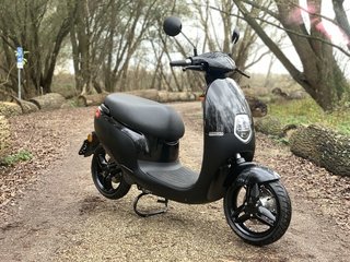 AGM Ecooter E1 Elektrische scooter