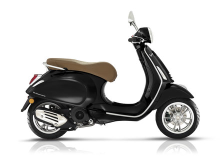 Vespa Primavera 125 Nero Vulcano