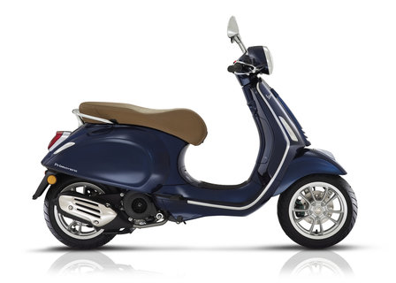 Vespa Primavera 125 blauw