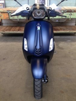 Vespa Sprint Opaco Frozen Blu Scuro