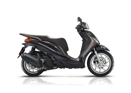 Piaggio Medley 125 Nero Zwart