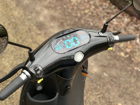 AGM Ecooter E1 dashbord