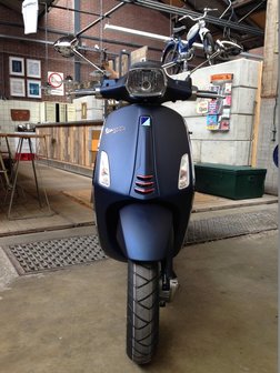 Vespa Sprint Opaco Blu Midnight