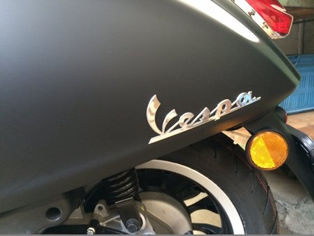 Vespa Primavera Matt Black 