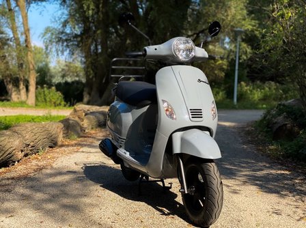 Santini Capri Nardo Grey scooter