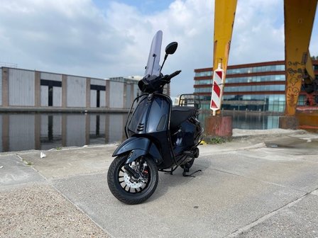 Vespa Sprint Custom Midnight Blue Linksvoor