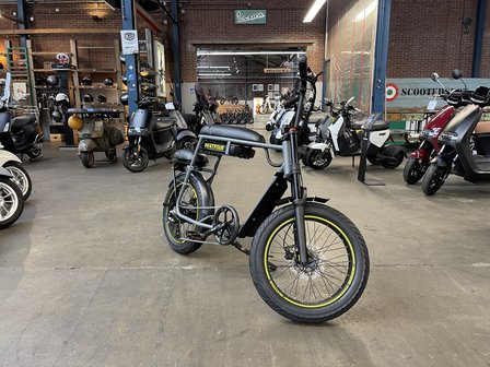 Phatfour FLB+ Limited edition 1000w fatbike elektrische fiets showroom 1