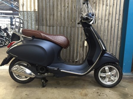 Vespa Primavera Opaco Blue Midnight