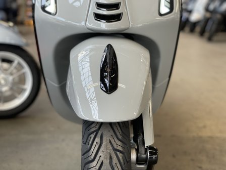 Vespa Sprint Nardo &#039;22 spatbord