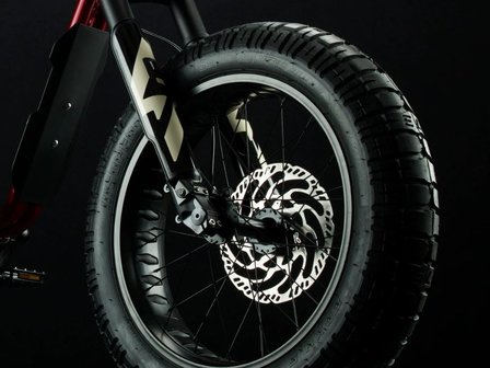 Super 73 RX Carmin Red e-bike wielen