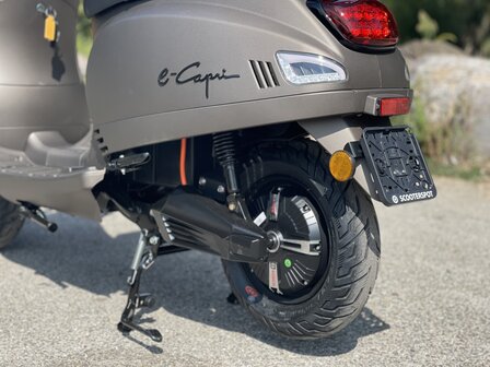 e-Capri 3.0 Matbrons elektrische scooter 8