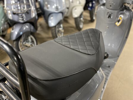 Santini E-Capri 2.0 Nardo Grey 2020 45km/u
