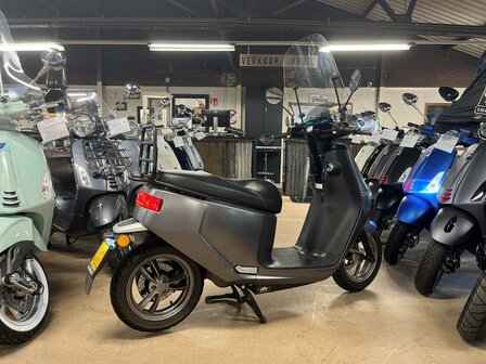 AGM Ecooter E2 S30 Matgrijs 45km/u 2019