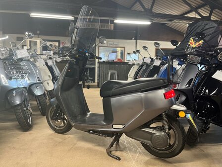 AGM Ecooter E2 S30 Matgrijs 45km/u 2019