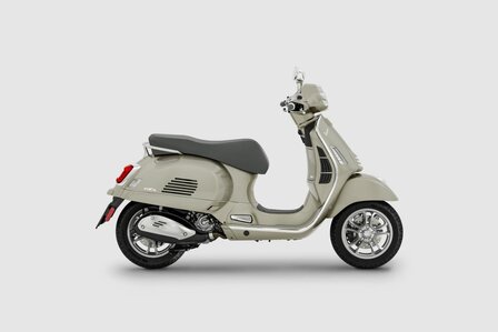 Vespa GTS 300 Beige Avvolgente 2023