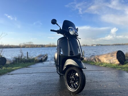 Vespa Elettrica Custom 2019 Verde mat 45km/u