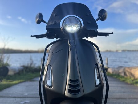 Vespa Elettrica Custom 2019 Verde mat 45km/u