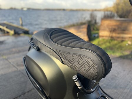Vespa Elettrica Custom 2019 Verde mat 45km/u