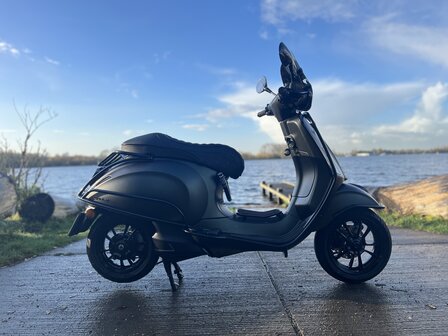 Vespa Elettrica Custom 2019 Verde mat 45km/u