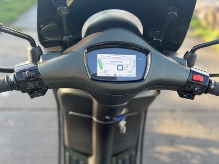 Vespa Elettrica Custom 2019 Verde mat 45km/u