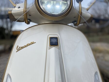 Vespa primavera Custom &#039;946 Dior look&#039; 2021 45km/u