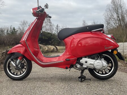 Vespa Sprint Rood Rosso Dragon E5 I-Get