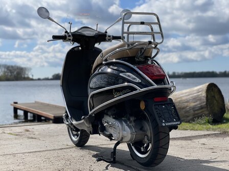 Vespa Primavera Nero Vulcano 