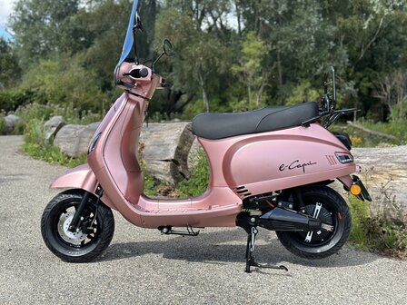 Custom Santini e-Capri Elektrische Scooter Champagne Rose DIRECT RIJDEN!