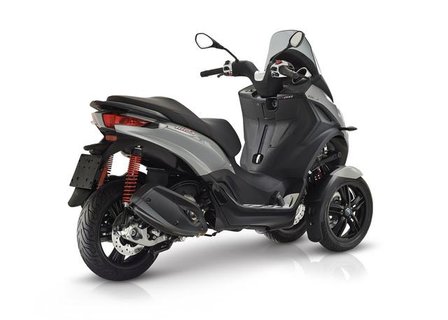 Piaggio MP3 300 HPE sport Grigio achterzij