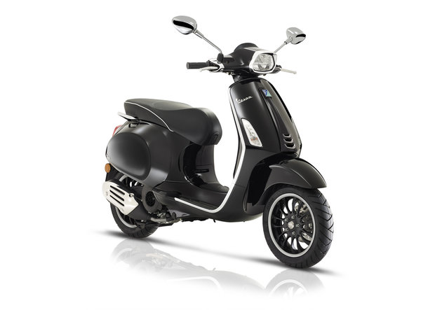 Vespa Sprint 125 Nero Lucido Zwart