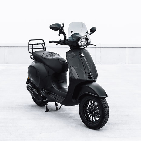 Vespa Sprint BALR. X Scooterspot Edition