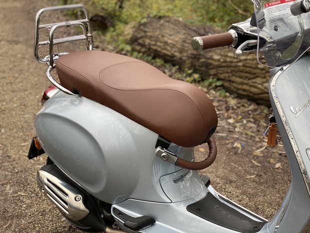 Vespa Primavera Grigio G01 Bos 6