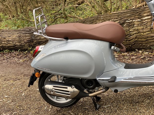 Vespa Primavera Grigio G01 Bos7