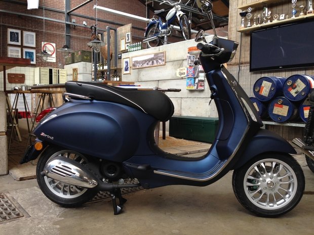 Vespa Sprint Opaco Blu Midnight