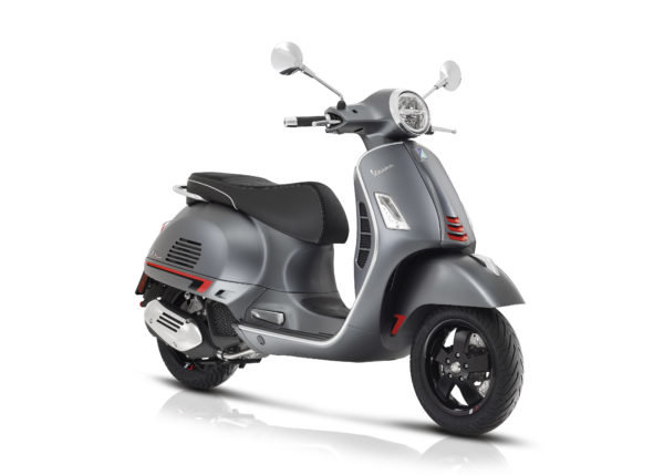 Vespa GTS 300 HPE SuperSport Matgrijs Grigio Titanio - Scooterspot 1000m2  scooterwinkel in Amsterdam