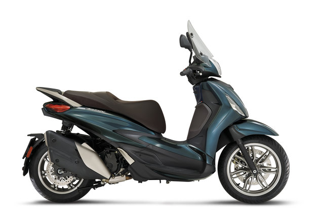 Piaggio Beverly 300 E5 HPE Blue Oxygen B12