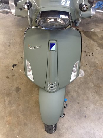 Vespa Sprint Oliva Opaco