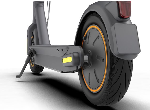 Segway Ninebot MAX G30E II Elektrische step achterkant