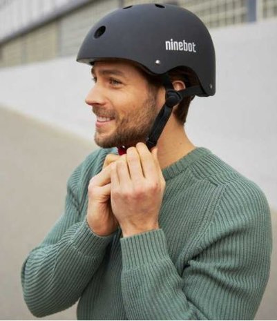 Segway-Ninebot Commuter Helmet Zwart Maat L