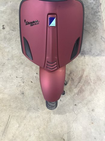 Vespa Sprint Salsa Rosso