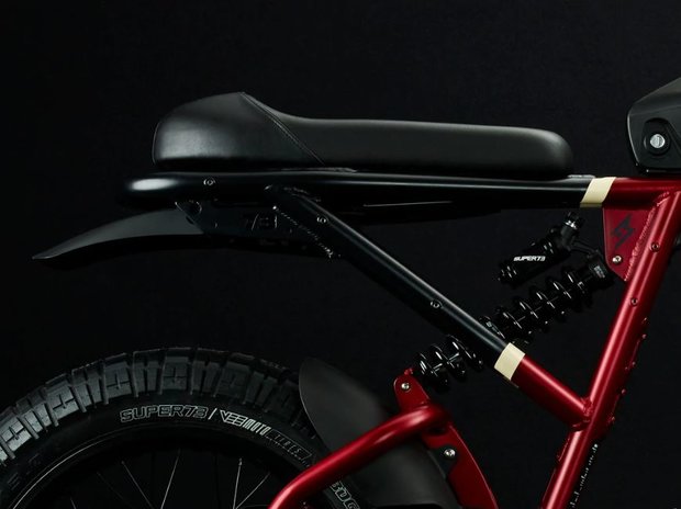 Super 73 RX Carmin Red e-bike zadel