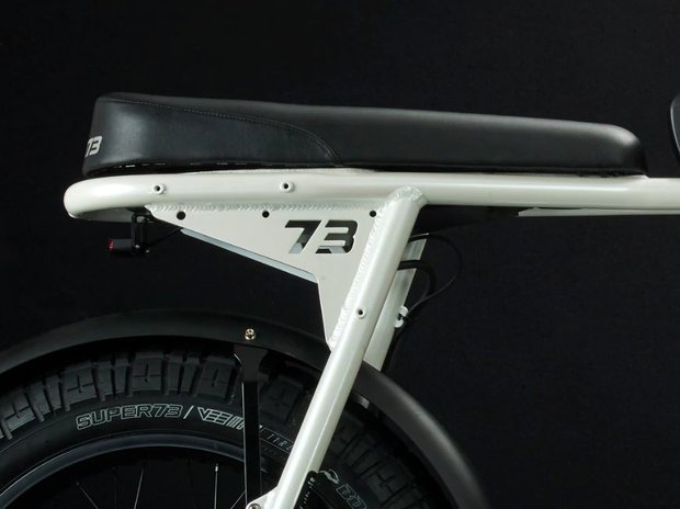 Super 73 S2 Apollo White e-bike zadel