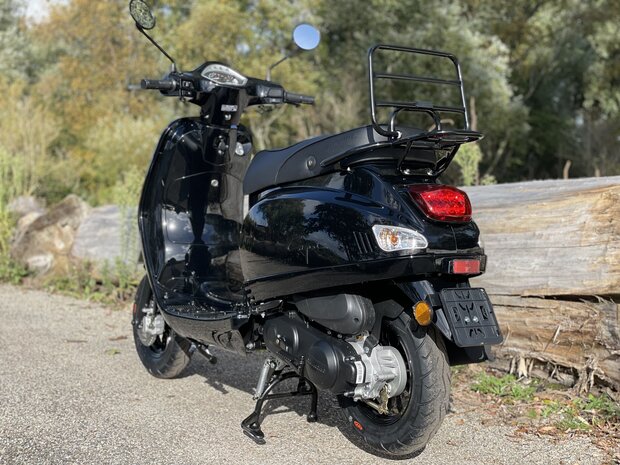 Santini Capri zwart scooter linksachter