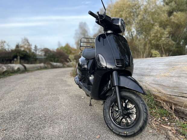 Santini Capri Digital Scooter Zwart linksvoor