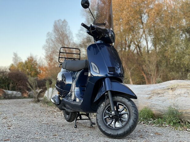 Santini Capri Digital EFI Scooter Blauw metallic E5