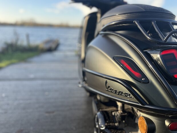Vespa Elettrica Custom 2019 Verde mat 45km/u