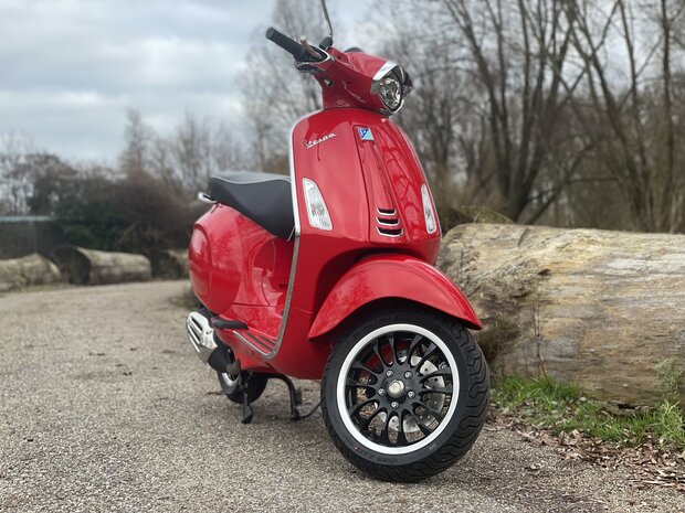 Vespa Sprint Rood Rosso Dragon E5 I-Get