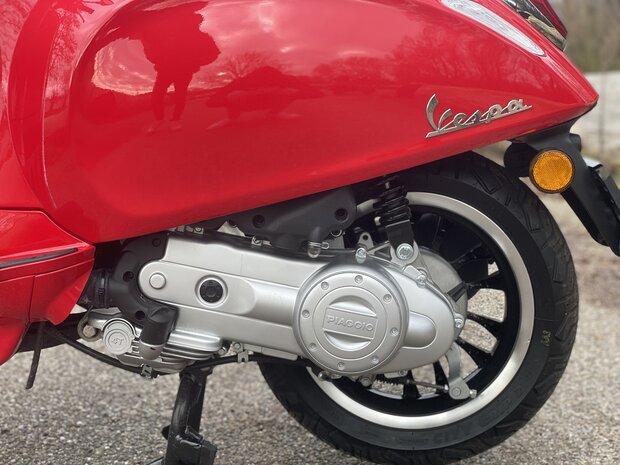 Vespa Sprint Rood Rosso Dragon E5 I-Get