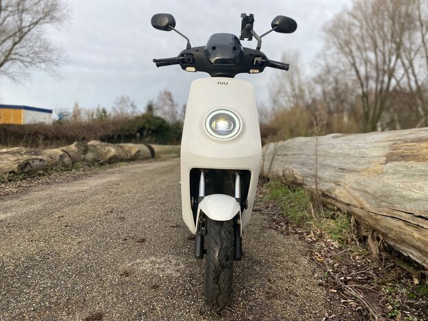 NIU MQI+ Sport Wit 2019 45km/u 