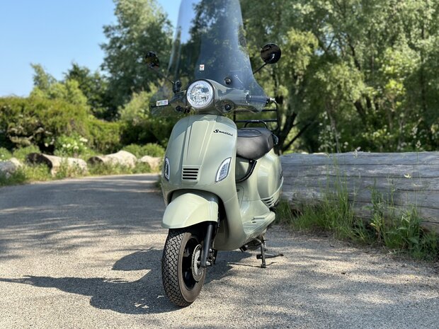 Custom Santini e-Capri Elektrische Scooter Oliva Lucido 